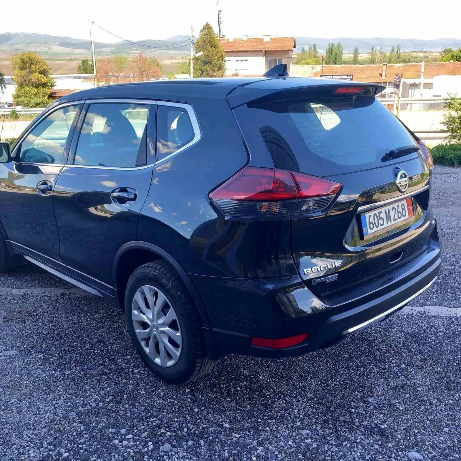 Nissan Rogue 2.5 L 4x4 - изображение 4