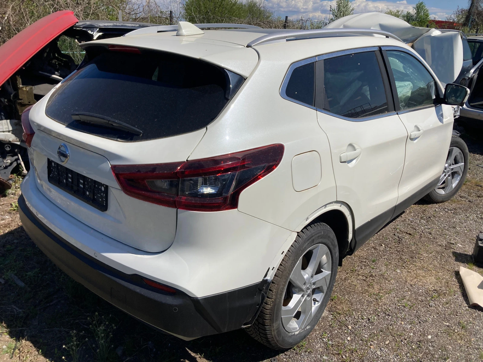 Nissan Qashqai 1,3 на части - изображение 5