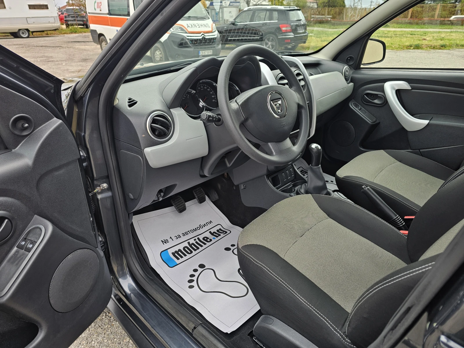 Dacia Duster 1.6i GPL* FACE* NAVI - изображение 9