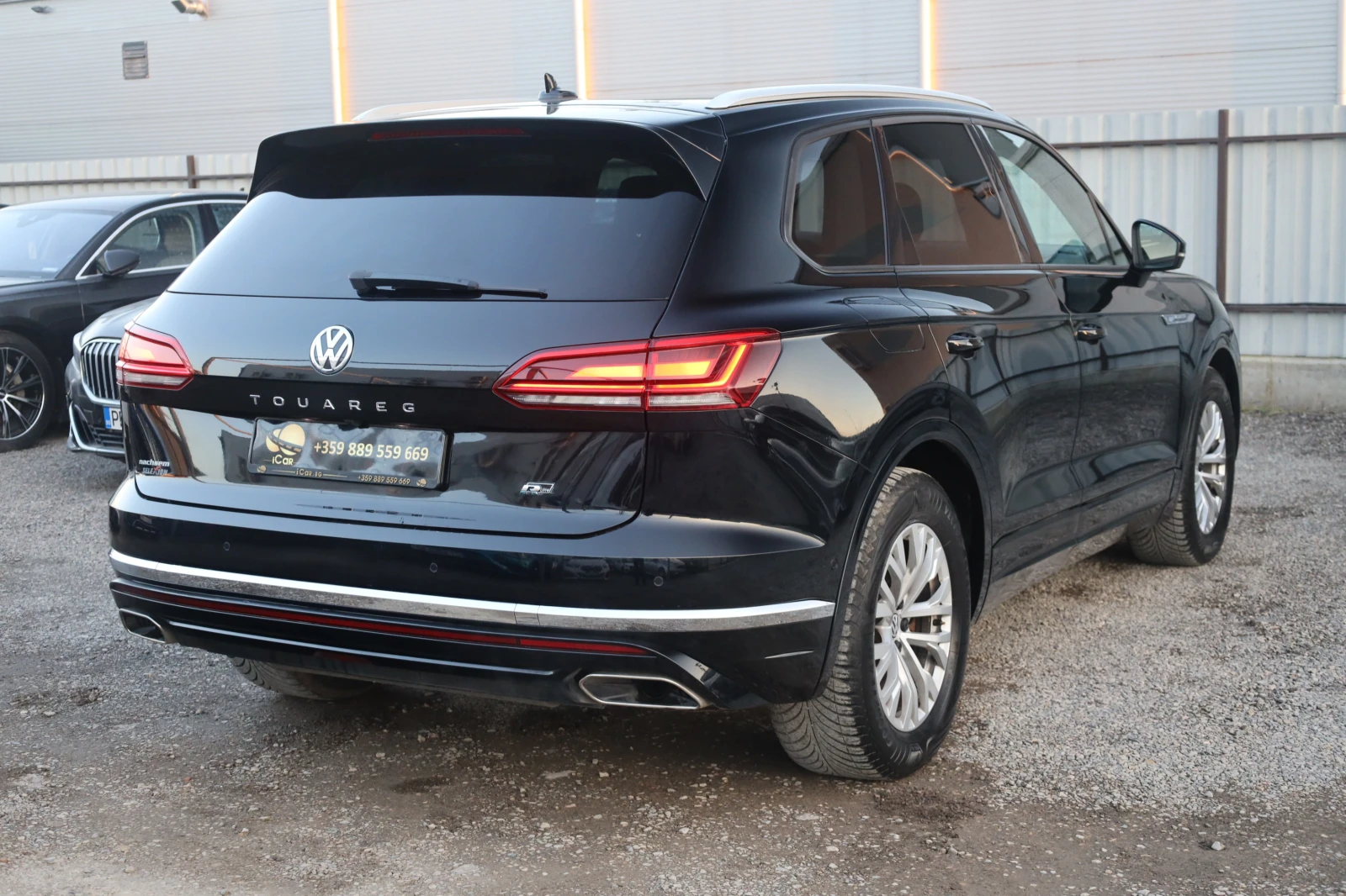 VW Touareg 3.0 TDI 4Motion Rline Luft ACC Kam SzH AHK #iCarbg - изображение 4