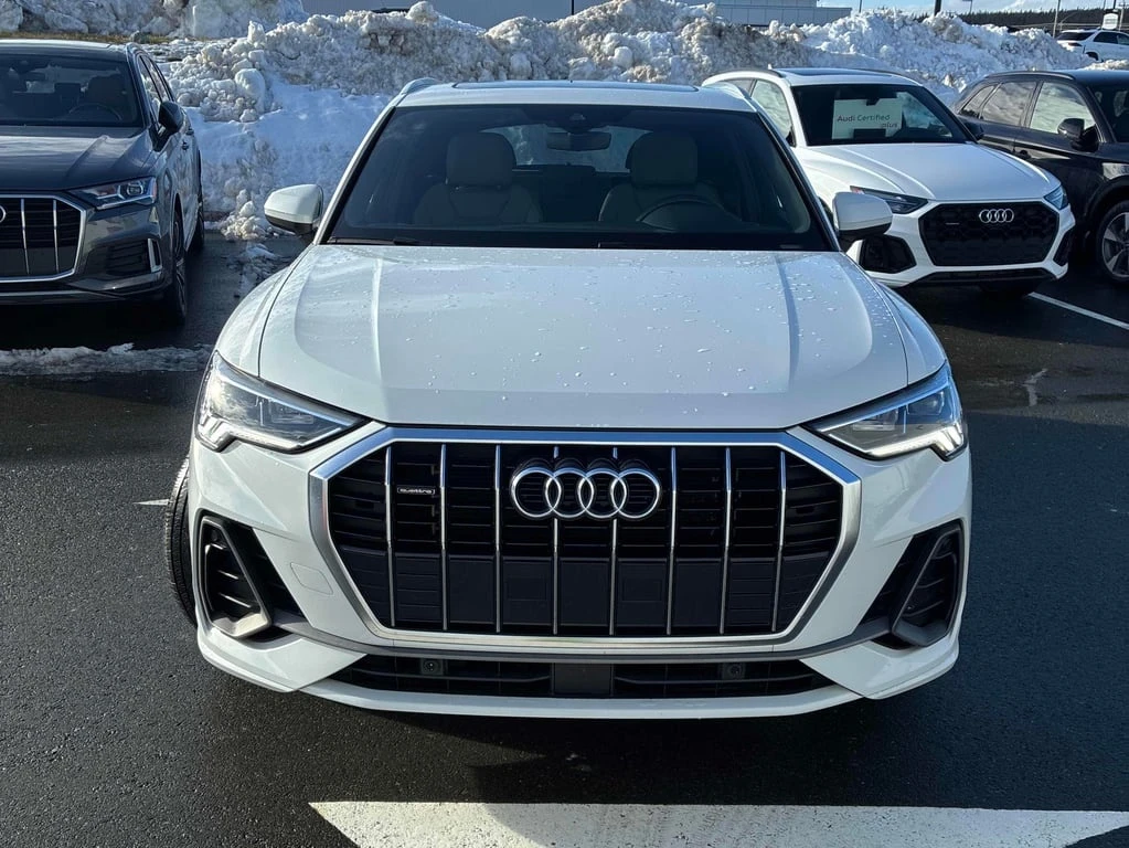 Audi Q3 2020 Progressiv * CARFAX * БЕЗ ПЪРВОНАЧАЛНА ВНОСКА - изображение 2