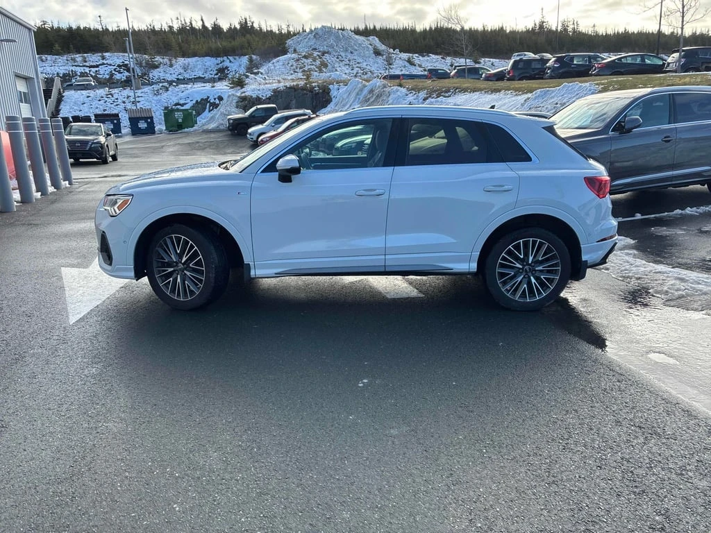 Audi Q3 2020 Progressiv * CARFAX * БЕЗ ПЪРВОНАЧАЛНА ВНОСКА - изображение 3