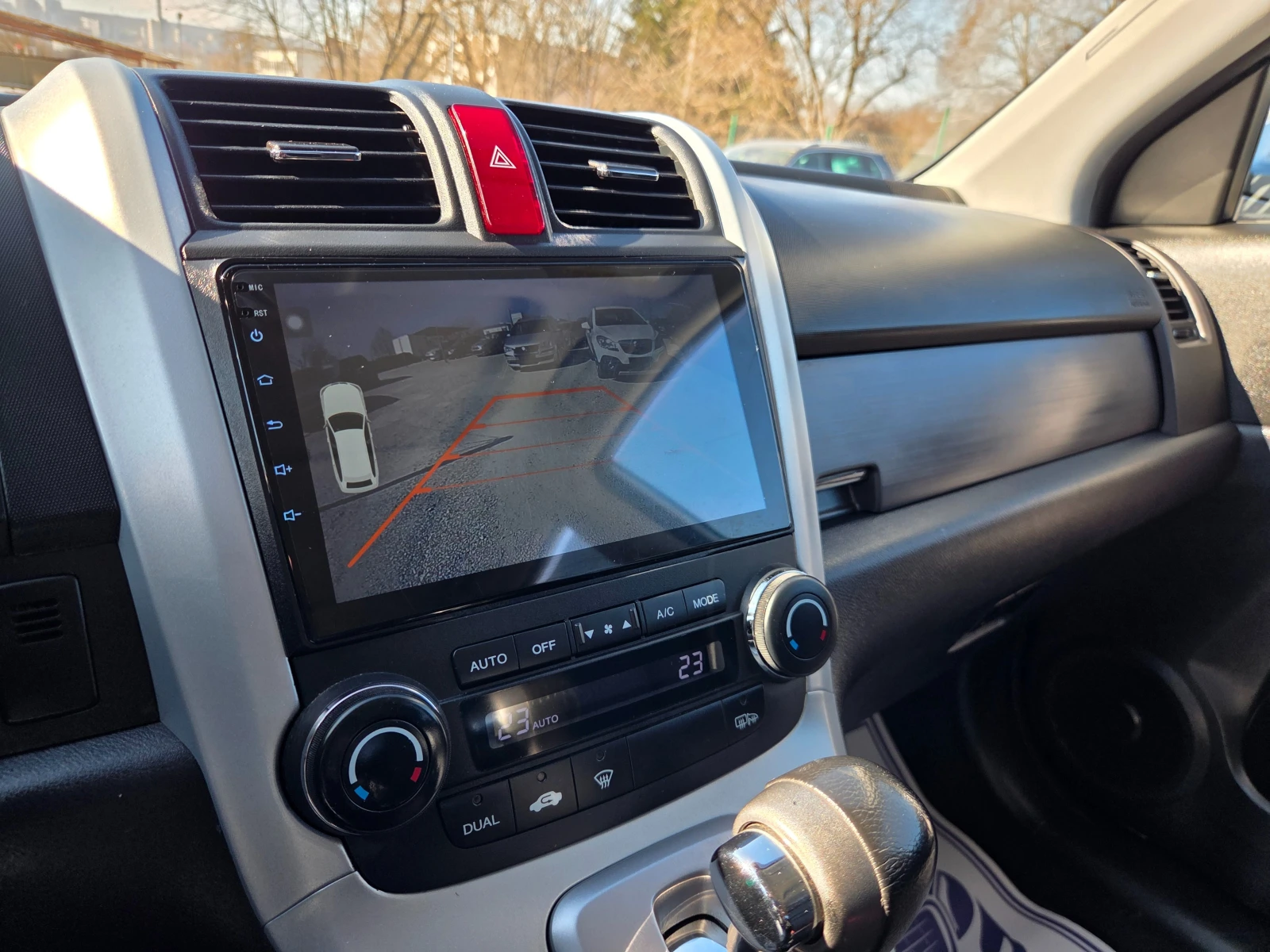 Honda Cr-v 2.0 i-VTEC Executive ШВЕЙЦАРИЯ 4WD , снимка 13 - Автомобили и джипове - 53780048