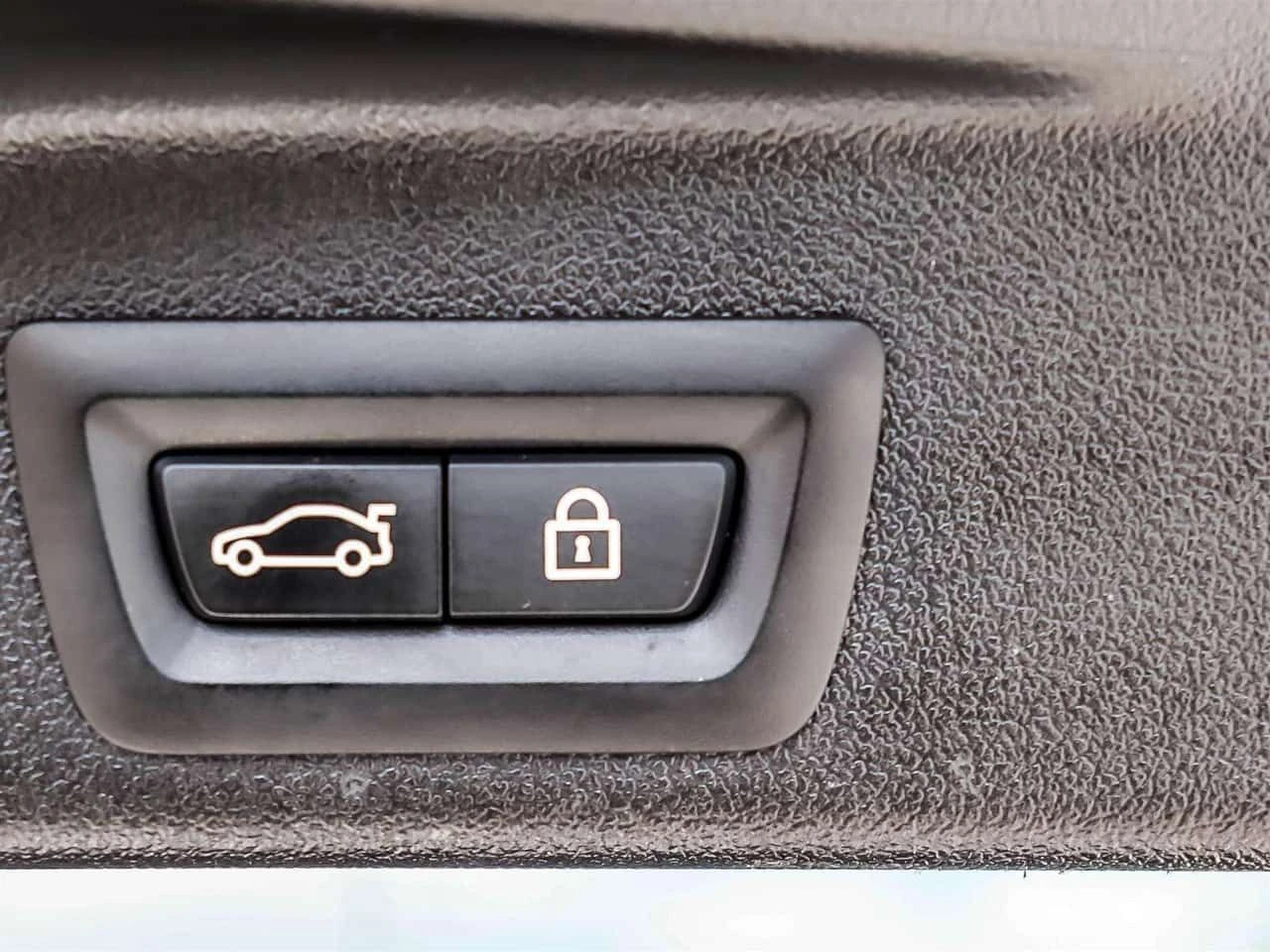 BMW X5 * xDrive40i * CARFAX * Фиксирана цена до БГ* , снимка 17 - Автомобили и джипове - 53811471