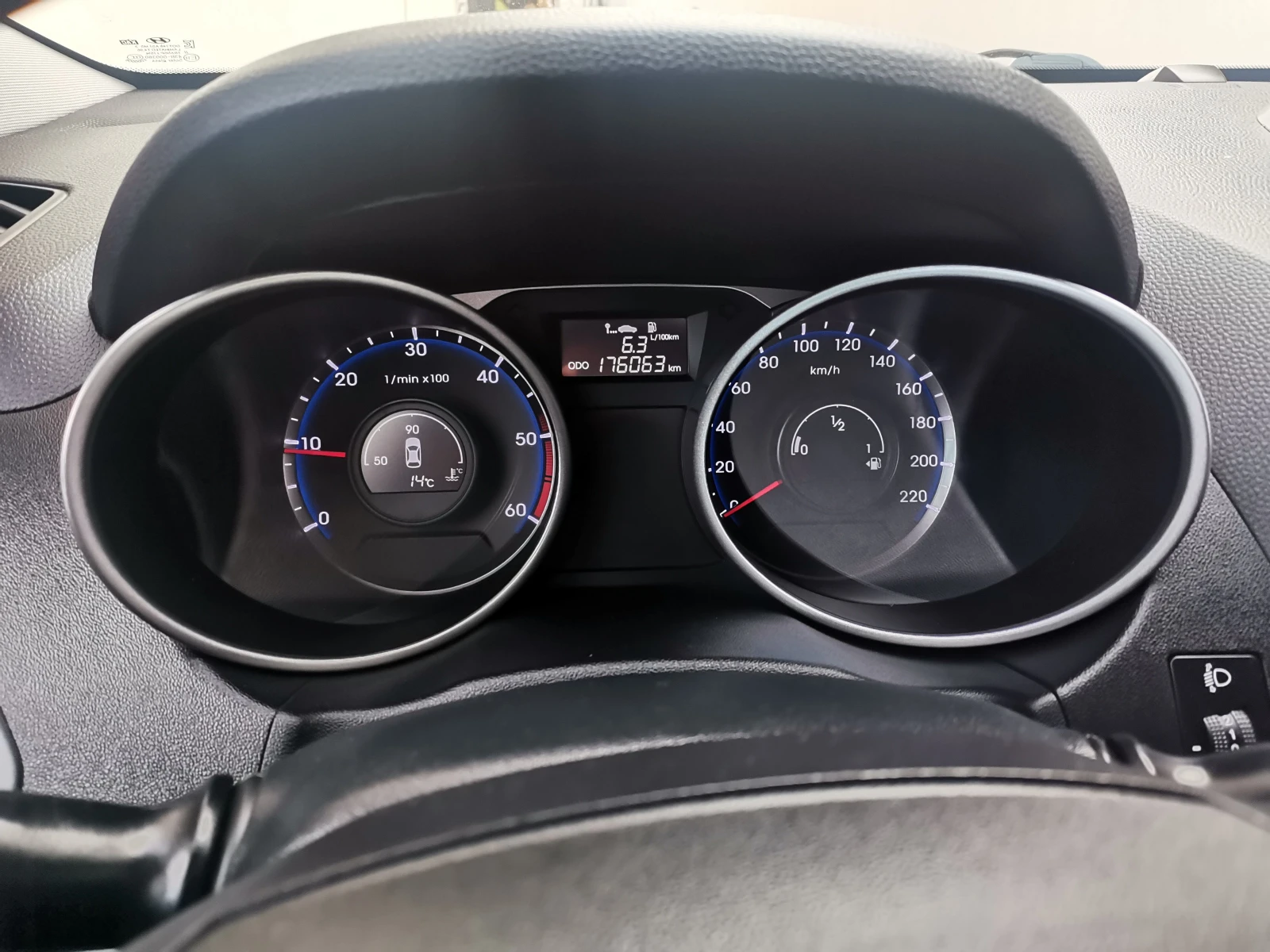 Hyundai IX35 1, 7cdti фейс, снимка 14 - Автомобили и джипове - 54391903