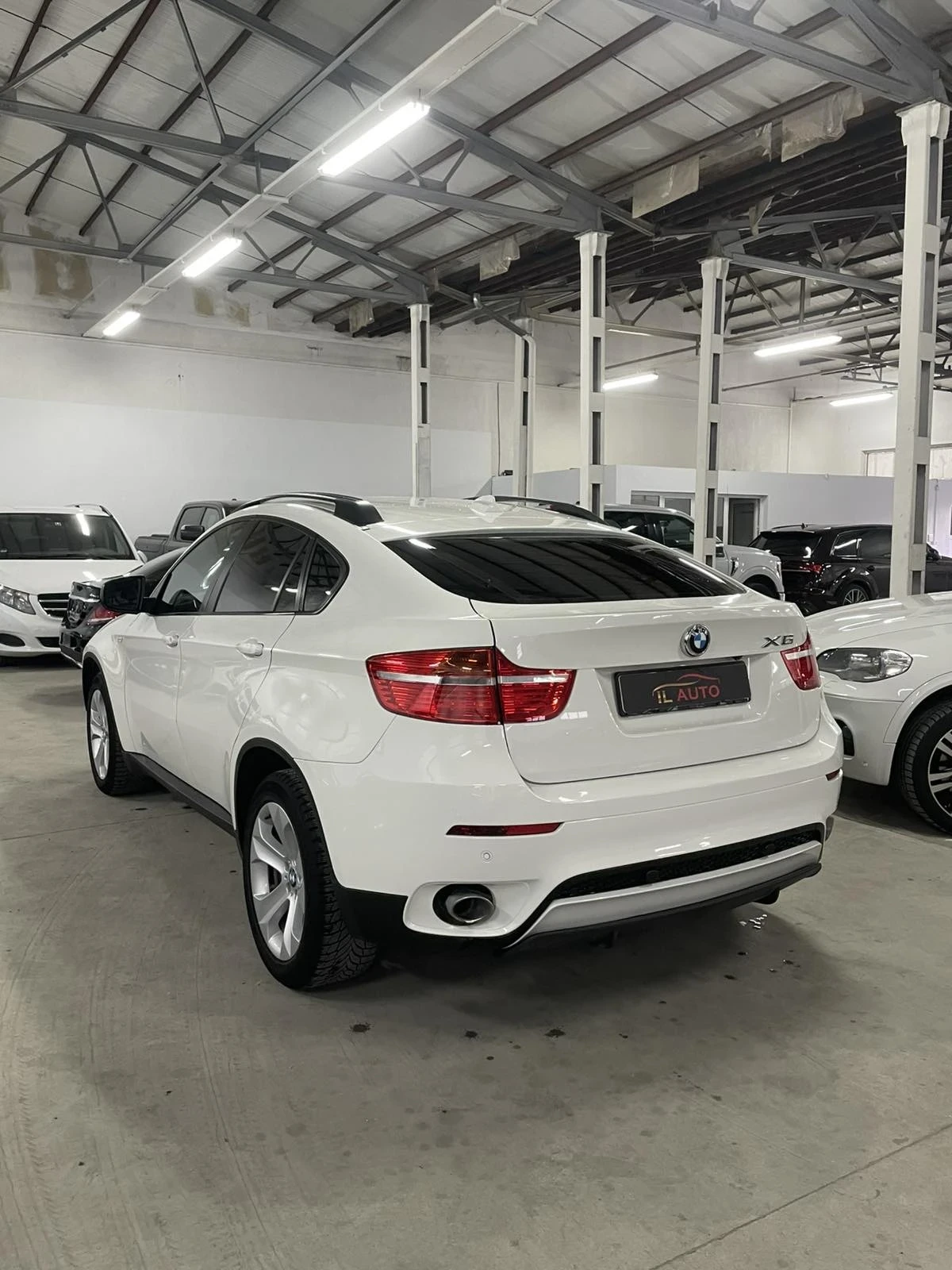 BMW X6 3.0D/ОБСЛУЖЕНА/КАТО НОВА/ГАРАНЦИЯ!!!, снимка 5 - Автомобили и джипове - 54721981