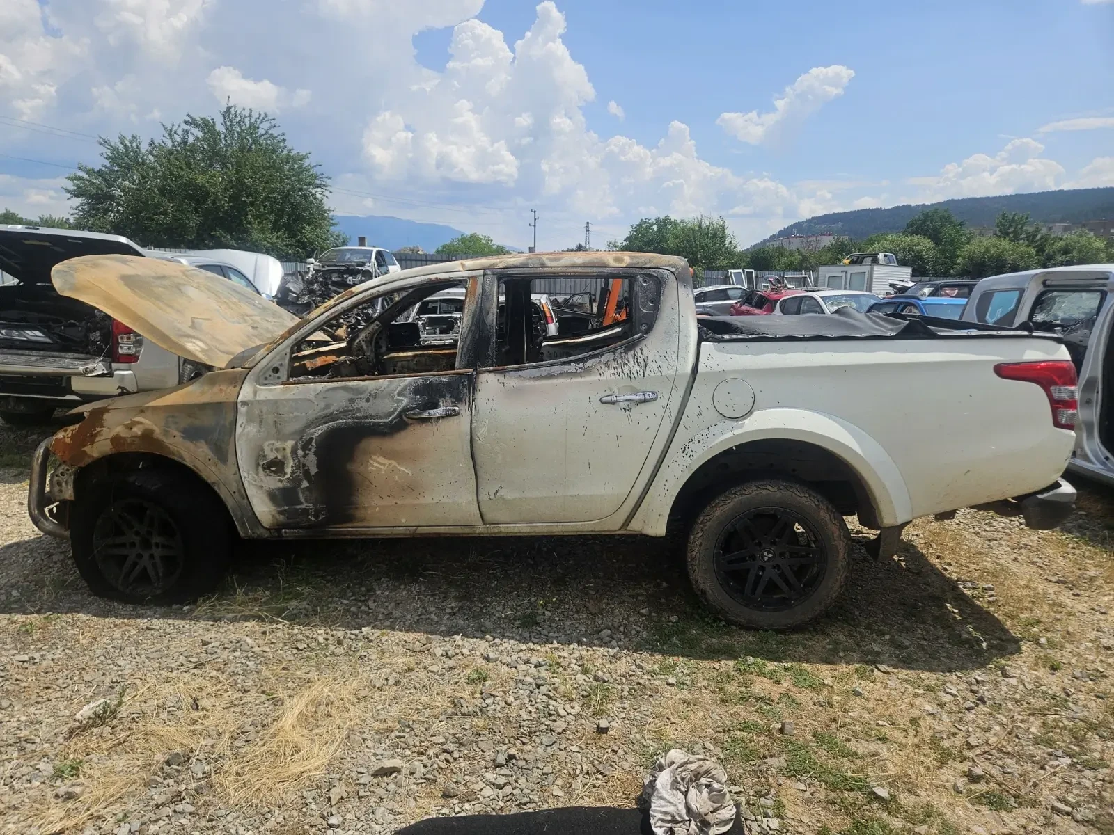 Mitsubishi L200 2.4D | Mobile.bg � ����������� 9