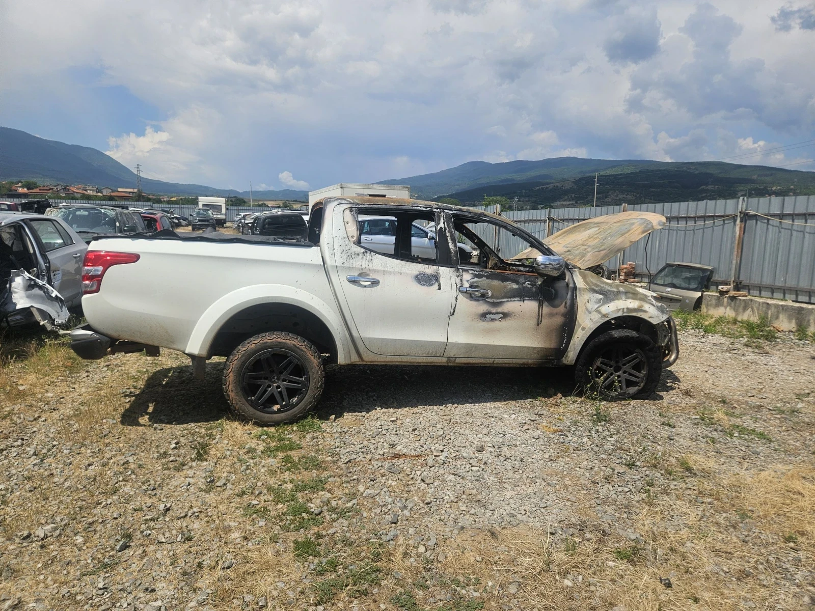 Mitsubishi L200 2.4D | Mobile.bg � ����������� 8