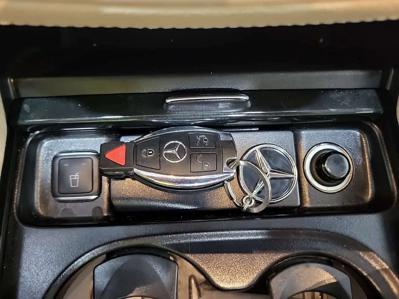 Mercedes-Benz GLS 550 * ДИСТРОНИК * ОДБУХВАНЕ * ПАНО * H/K * CARFAX, снимка 8 - Автомобили и джипове - 54918722