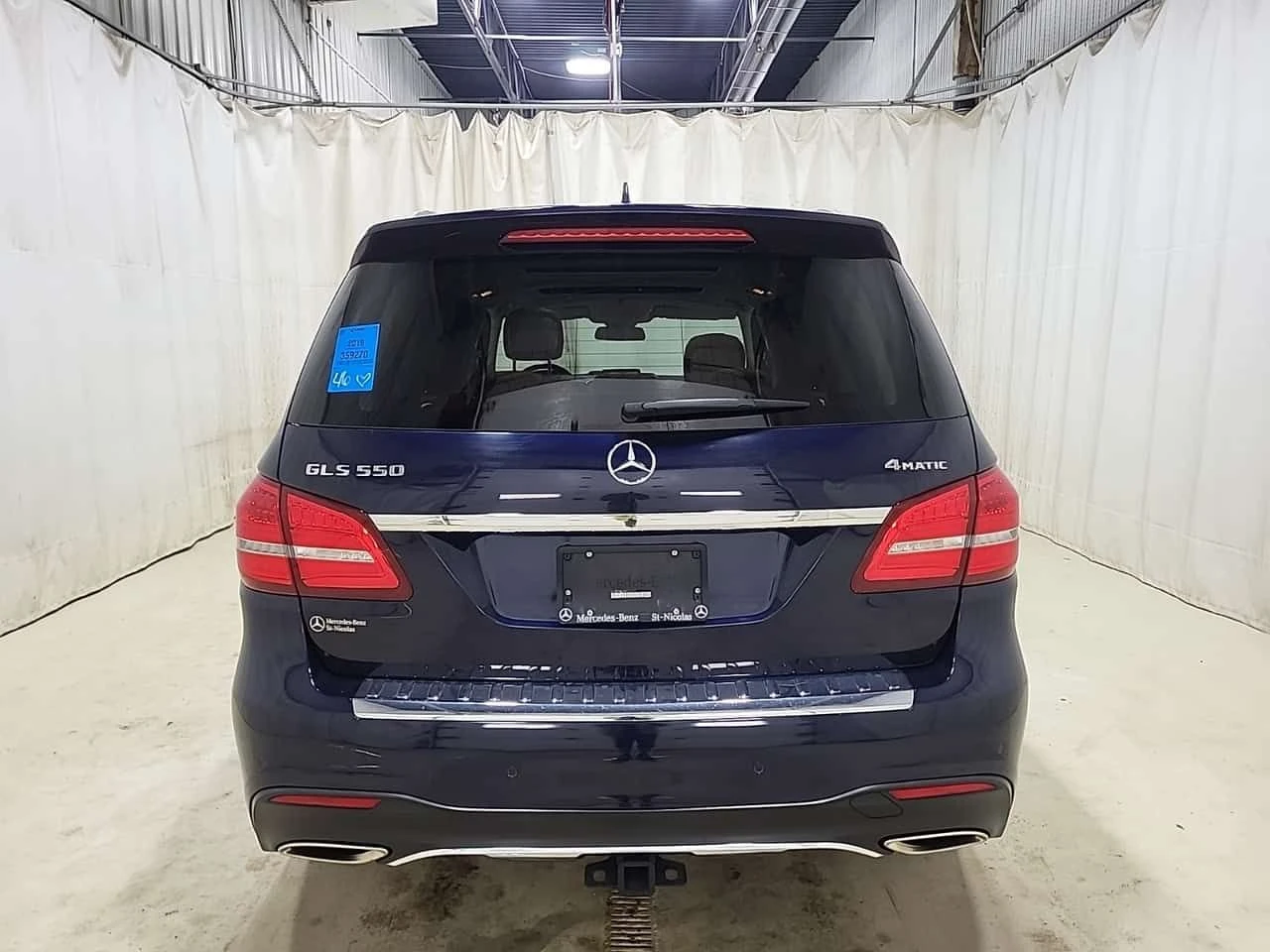 Mercedes-Benz GLS 550 * ДИСТРОНИК * ОДБУХВАНЕ * ПАНО * H/K * CARFAX, снимка 17 - Автомобили и джипове - 54918722