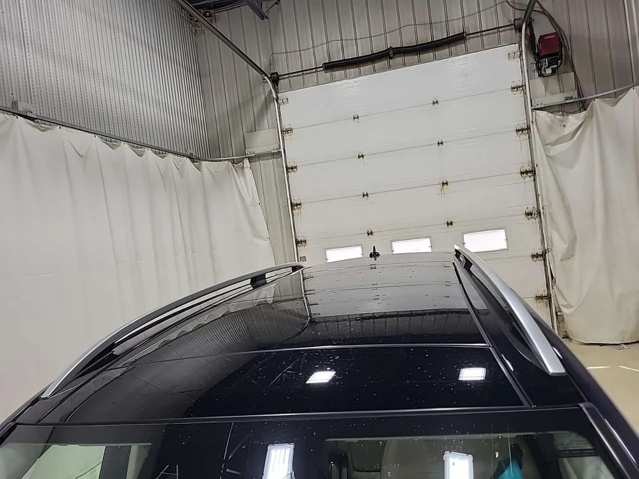 Mercedes-Benz GLS 550 * ДИСТРОНИК * ОДБУХВАНЕ * ПАНО * H/K * CARFAX, снимка 7 - Автомобили и джипове - 54918722