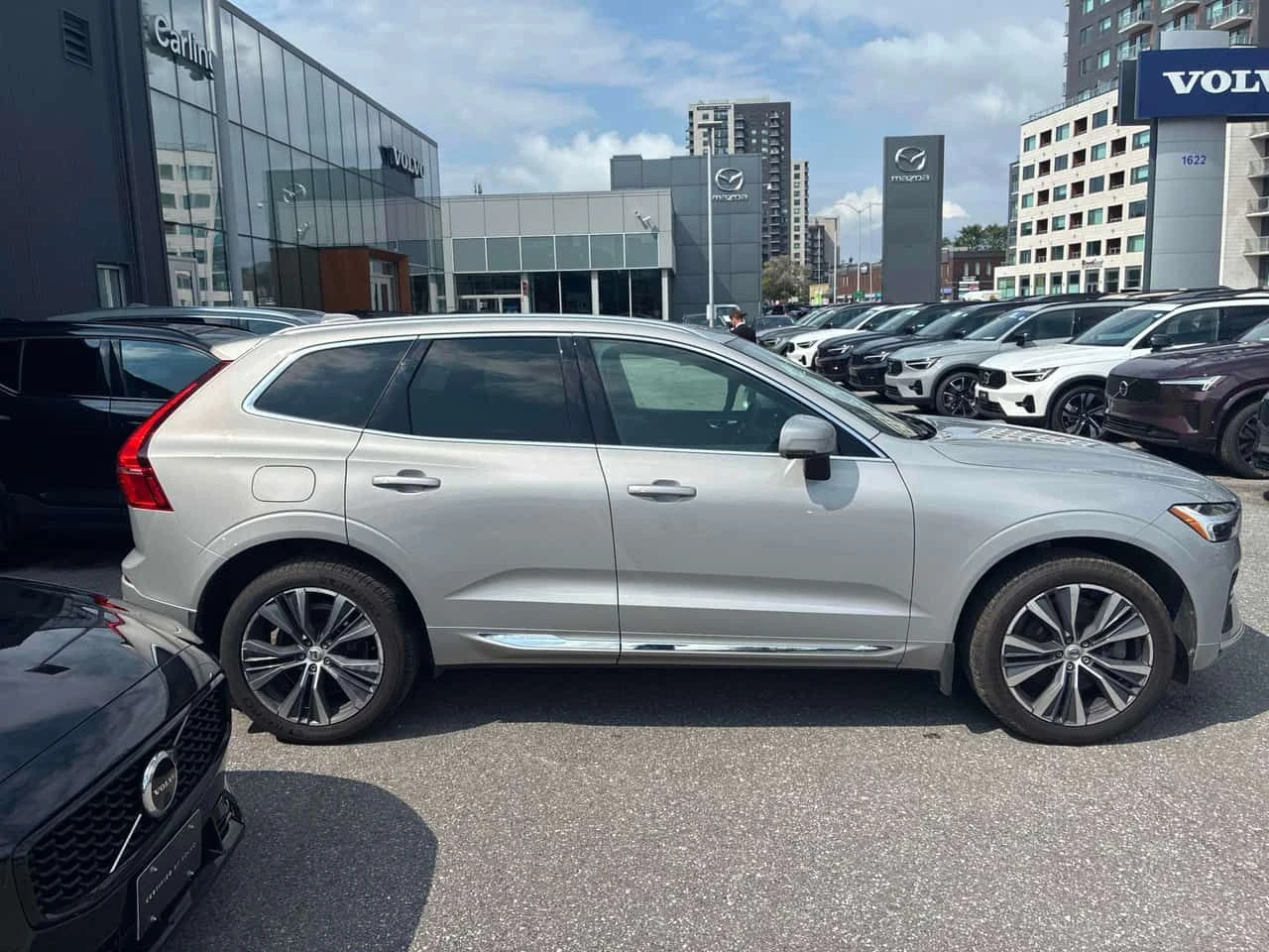 Volvo XC60 * Inscription Expression * CARFAX * АВТОКРЕДИТ, снимка 3 - Автомобили и джипове - 55547363