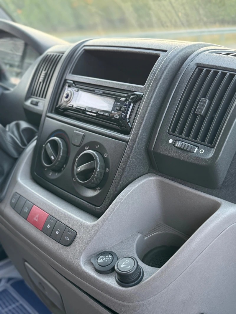 Fiat Ducato 2.3HPI* Климатик* 120кс* 6ск* Германия, снимка 10 - Бусове и автобуси - 51620713