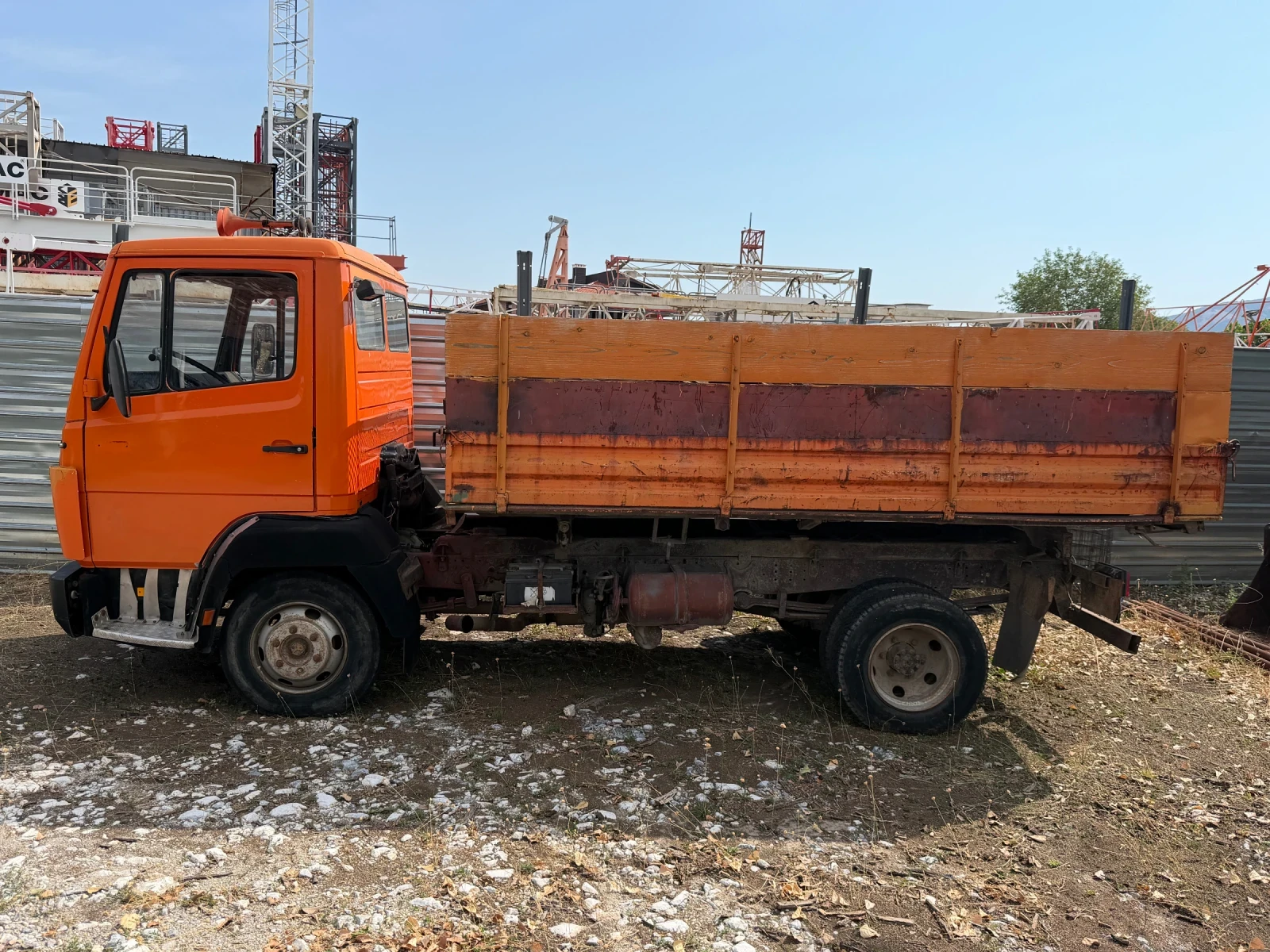 Mercedes-Benz 709, снимка 3 - Камиони - 56255862