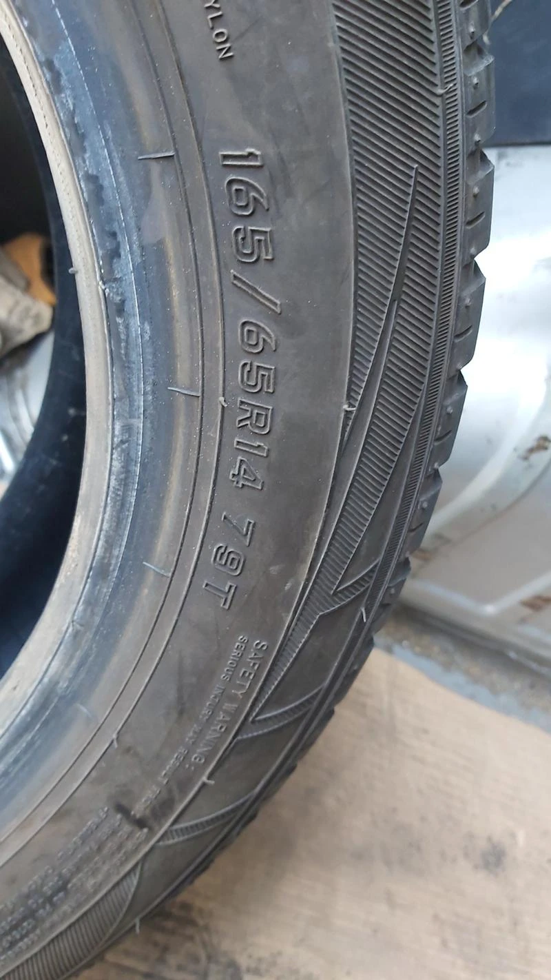 Гуми Зимни 165/65R14, снимка 8 - Гуми и джанти - 29253499