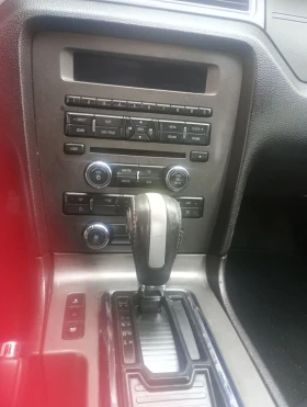 Ford Mustang V6, снимка 15