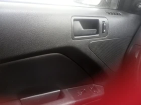 Ford Mustang V6, снимка 17