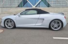 Audi R8 5.2 V10 Quattro Spyder, снимка 2