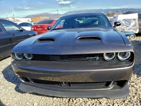 ������ Dodge Challenger