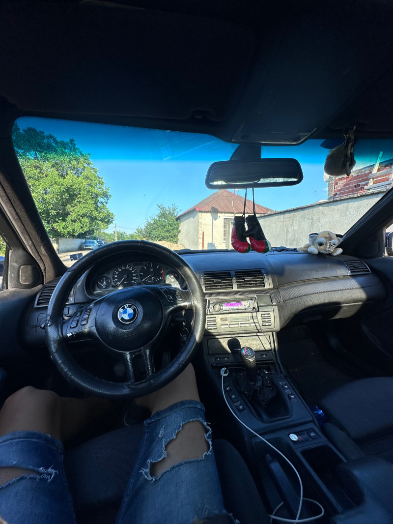 BMW 330 Е46, снимка 7 - Автомобили и джипове - 46011068