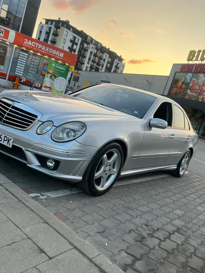 Mercedes-Benz E 280 3.2 CDI редови мотор AMG пакет , снимка 4 - Автомобили и джипове - 46726091