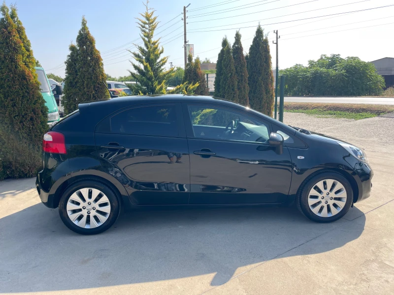 Kia Rio 1.2 Нави, снимка 3 - Автомобили и джипове - 47071905