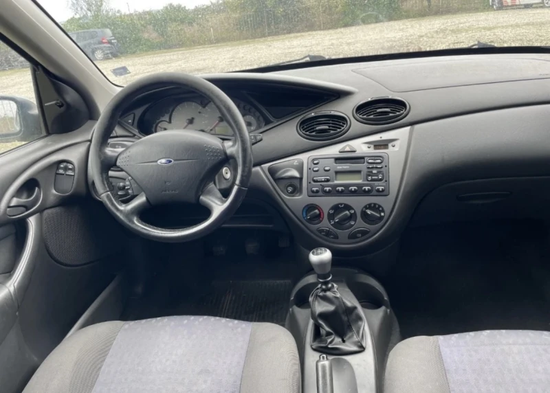 Ford Focus 2.0i , снимка 5 - Автомобили и джипове - 47452051