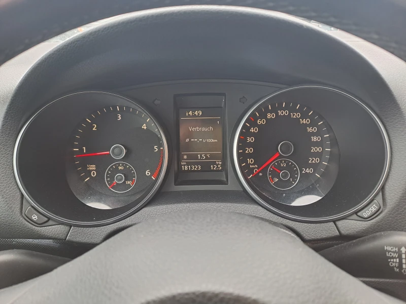 VW Golf 2.0 TDI, снимка 14 - Автомобили и джипове - 48471844