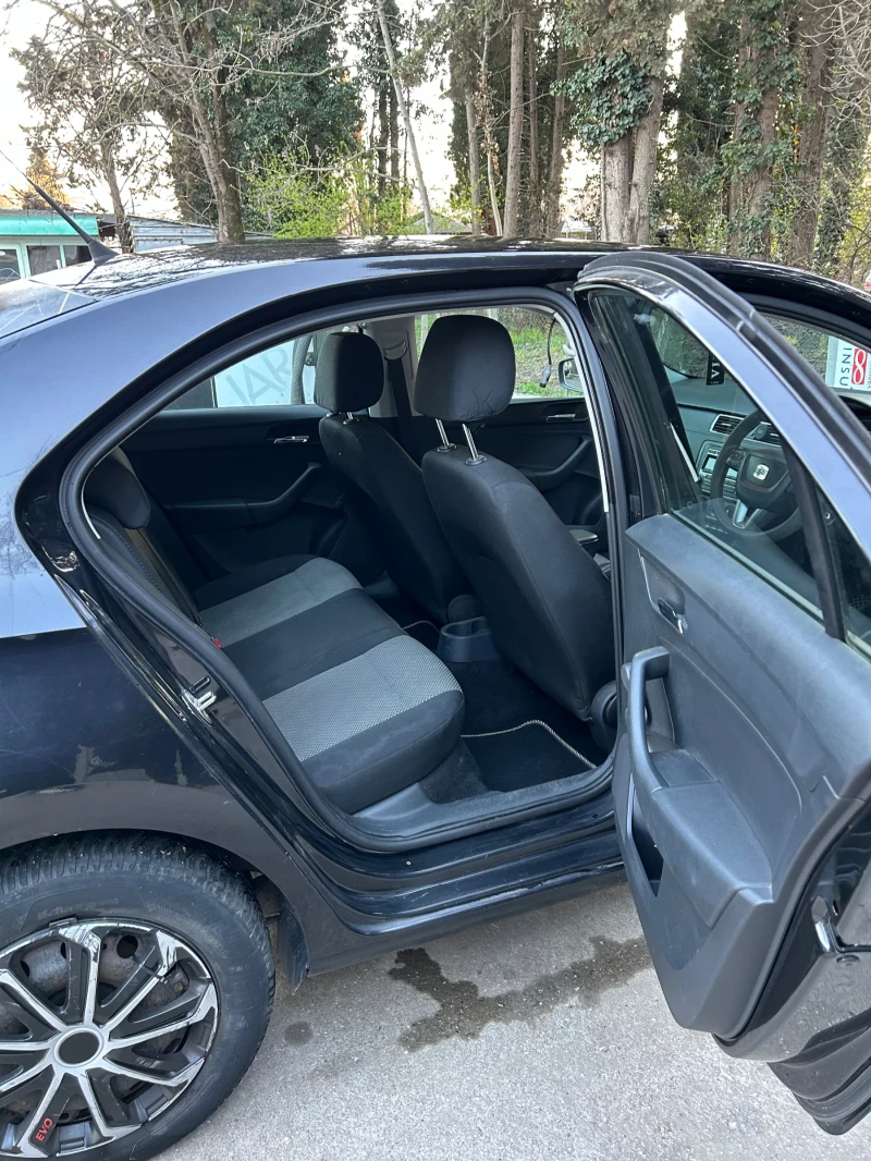 Seat Toledo 1.6 TDI Ecomotive, снимка 9 - Автомобили и джипове - 52396008