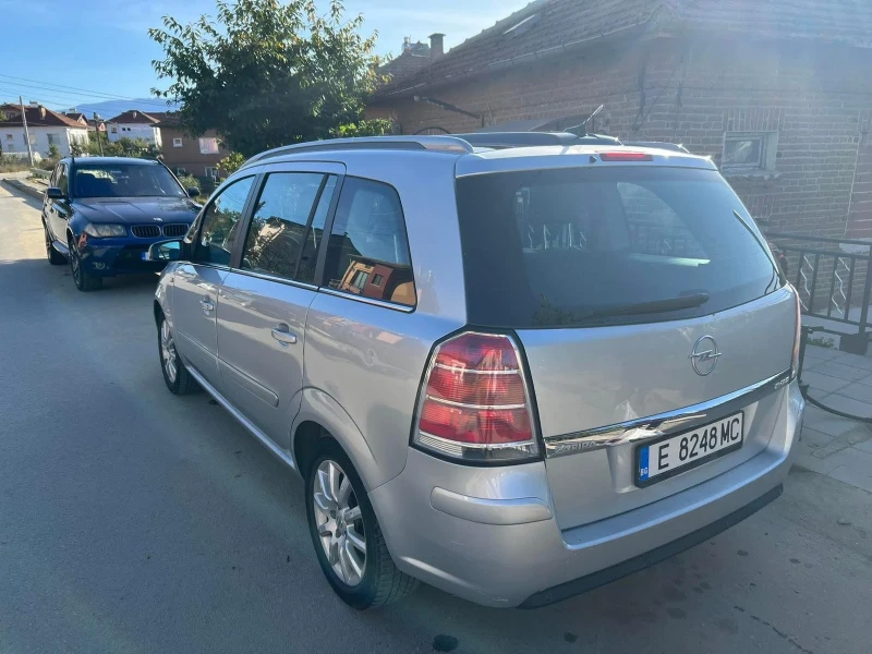 Opel Zafira, снимка 9 - Автомобили и джипове - 52820671