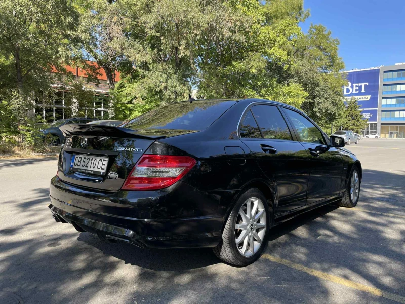 Mercedes-Benz C 220 AMG C63, снимка 9 - Автомобили и джипове - 53472796