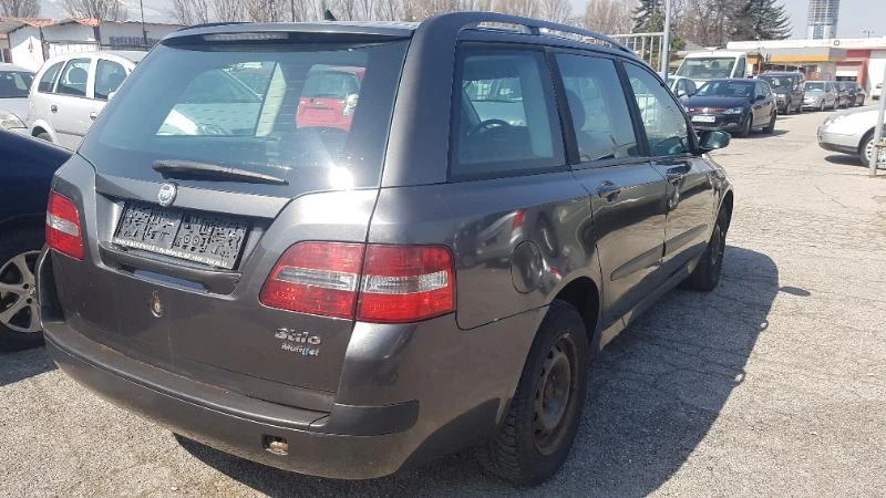 Fiat Stilo, снимка 9 - Автомобили и джипове - 40838873