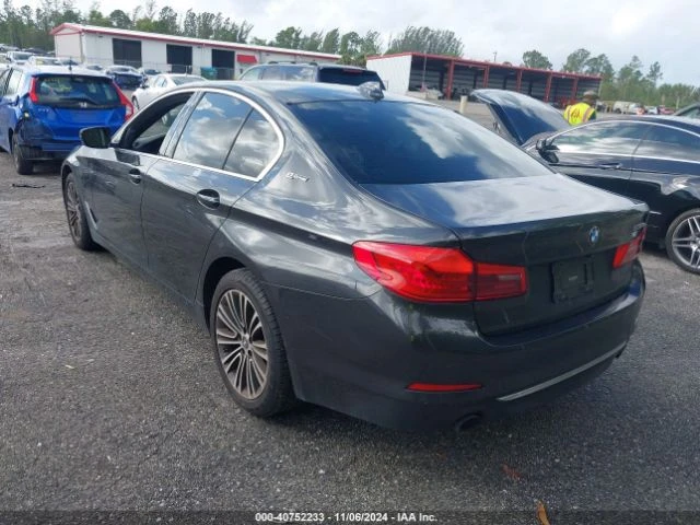 BMW 530E ПОДГРЕВ* МАСАЖ* ДИГИТАЛНО* ТАБЛО* КАМЕРА* КЕЙЛЕС* , снимка 4 - Автомобили и джипове - 48216264