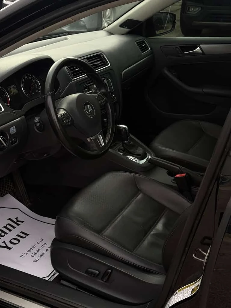 VW Jetta * TDI * CARFAX * ЦЕНА ДО БГ, снимка 10 - Автомобили и джипове - 53529230