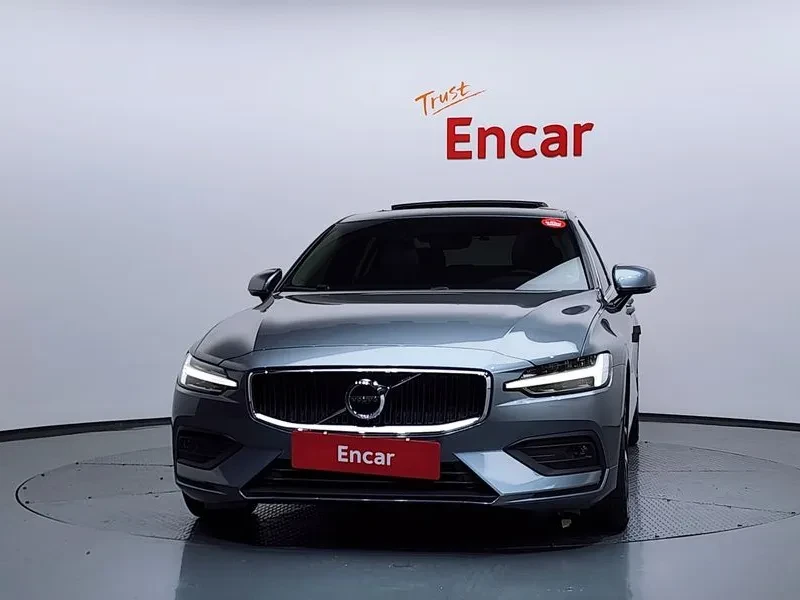 Volvo S60 T5 MOMENTUM, снимка 3 - Автомобили и джипове - 55704294