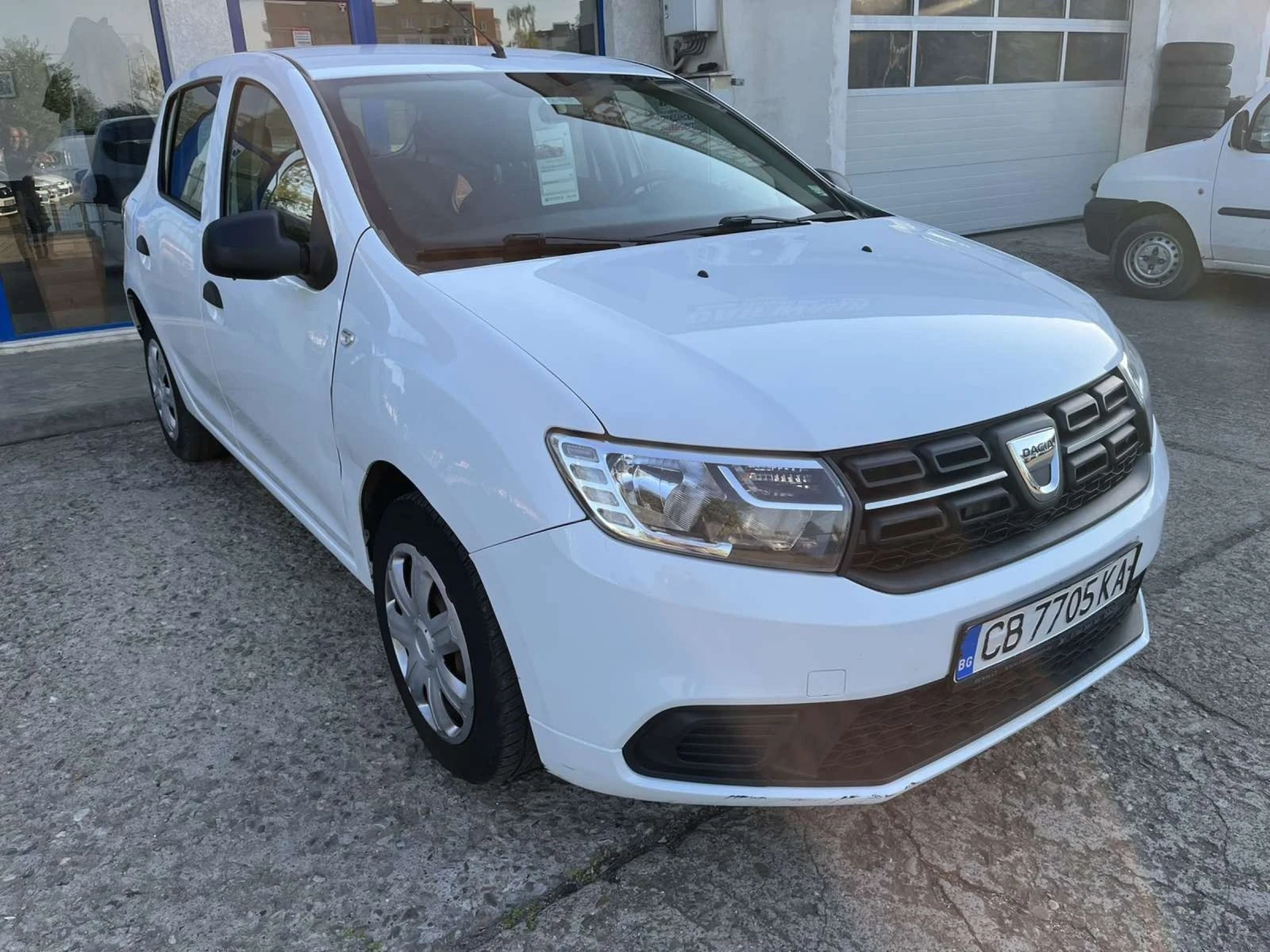 Dacia Sandero 1.5dci EURO6 - изображение 2