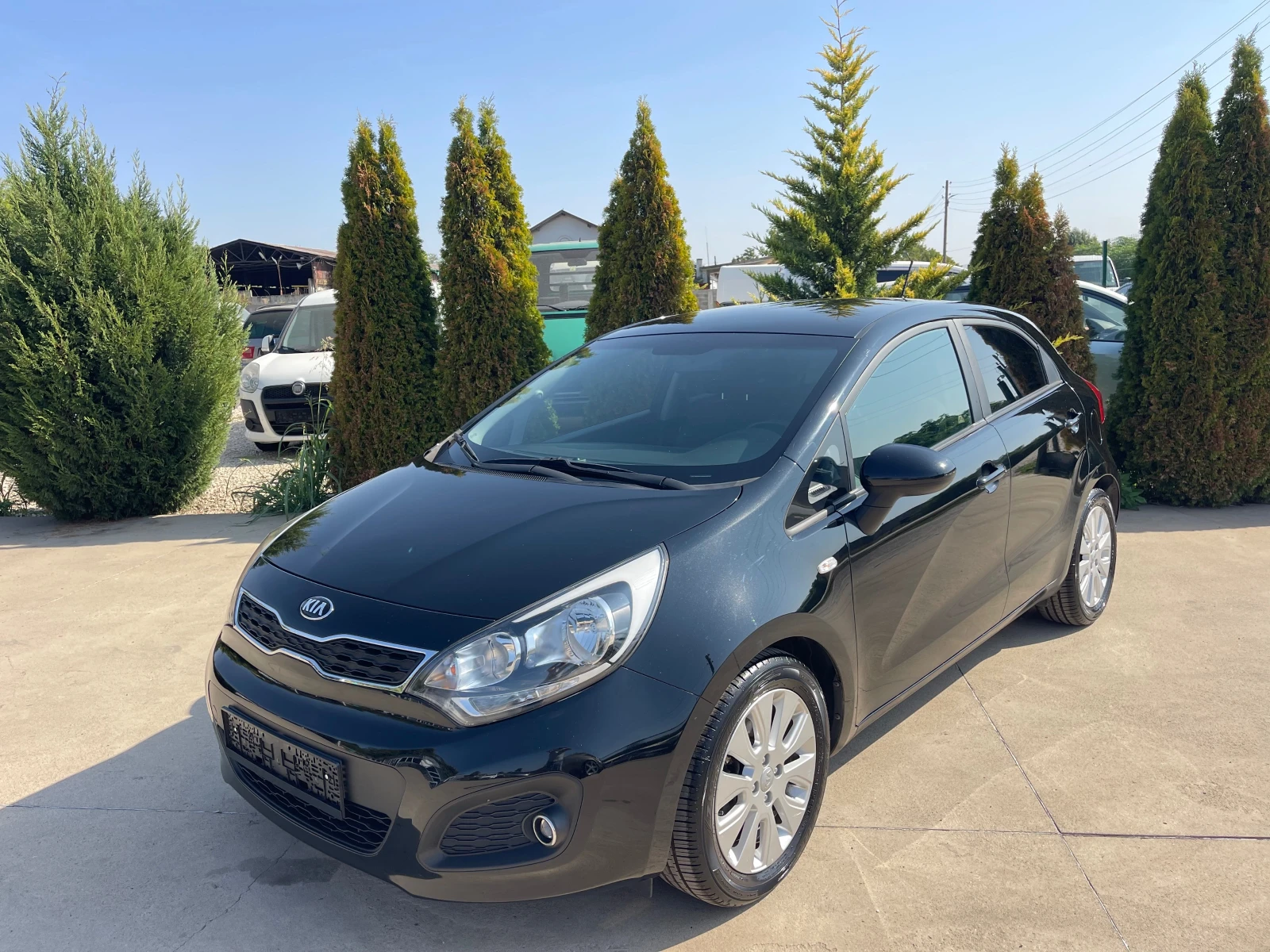 Kia Rio 1.2 Нави евро5 - изображение 8