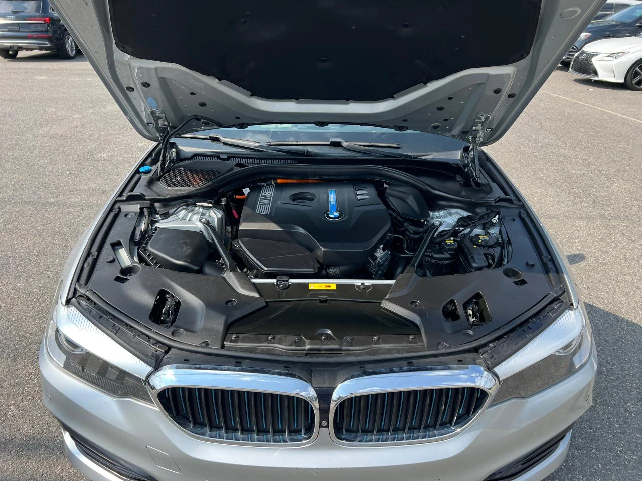 BMW 530E  - изображение 10