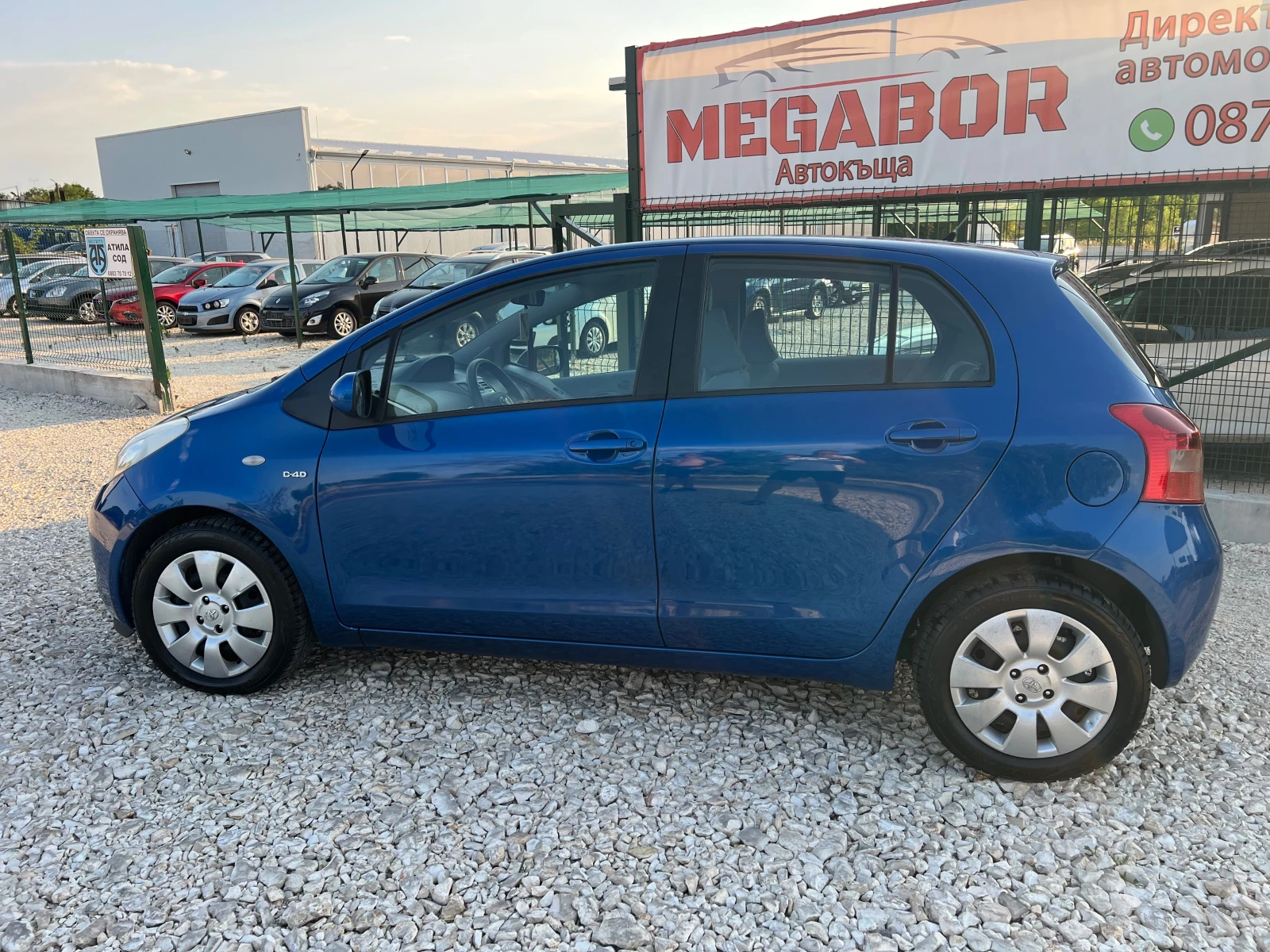 Toyota Yaris 1.4D4D/90p.s-5 vrati - изображение 7