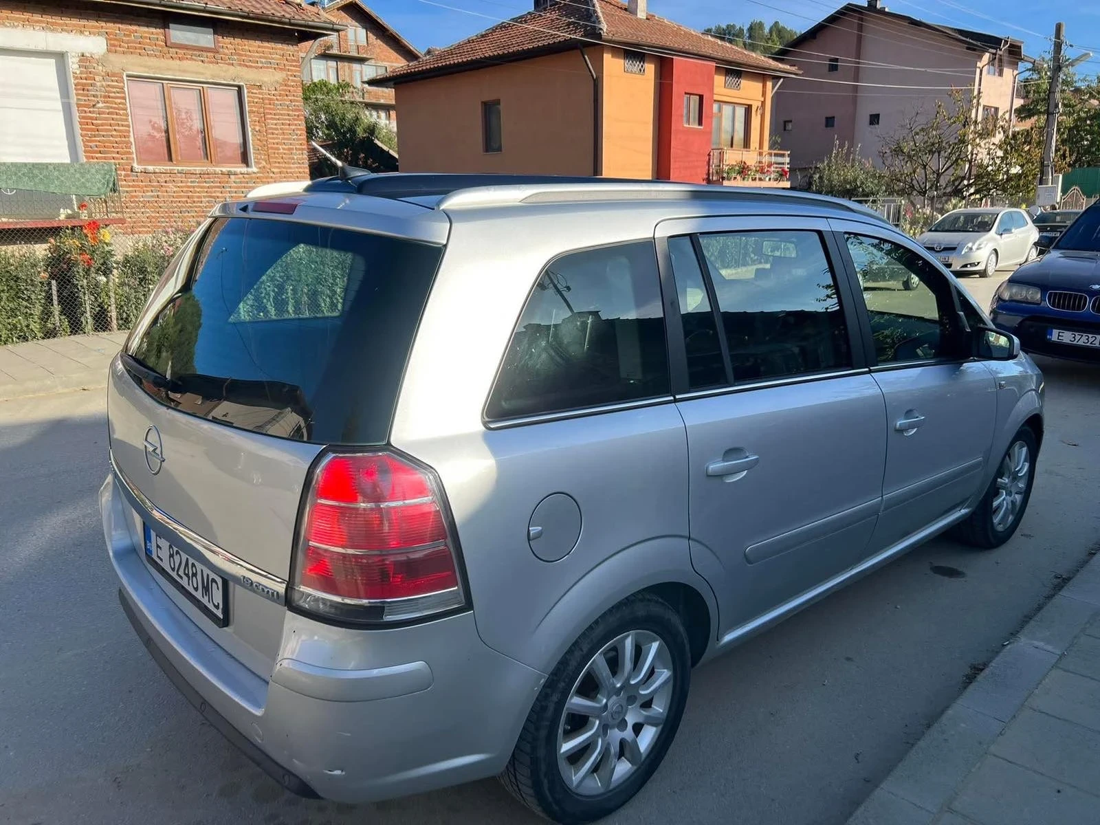 Opel Zafira  - изображение 4