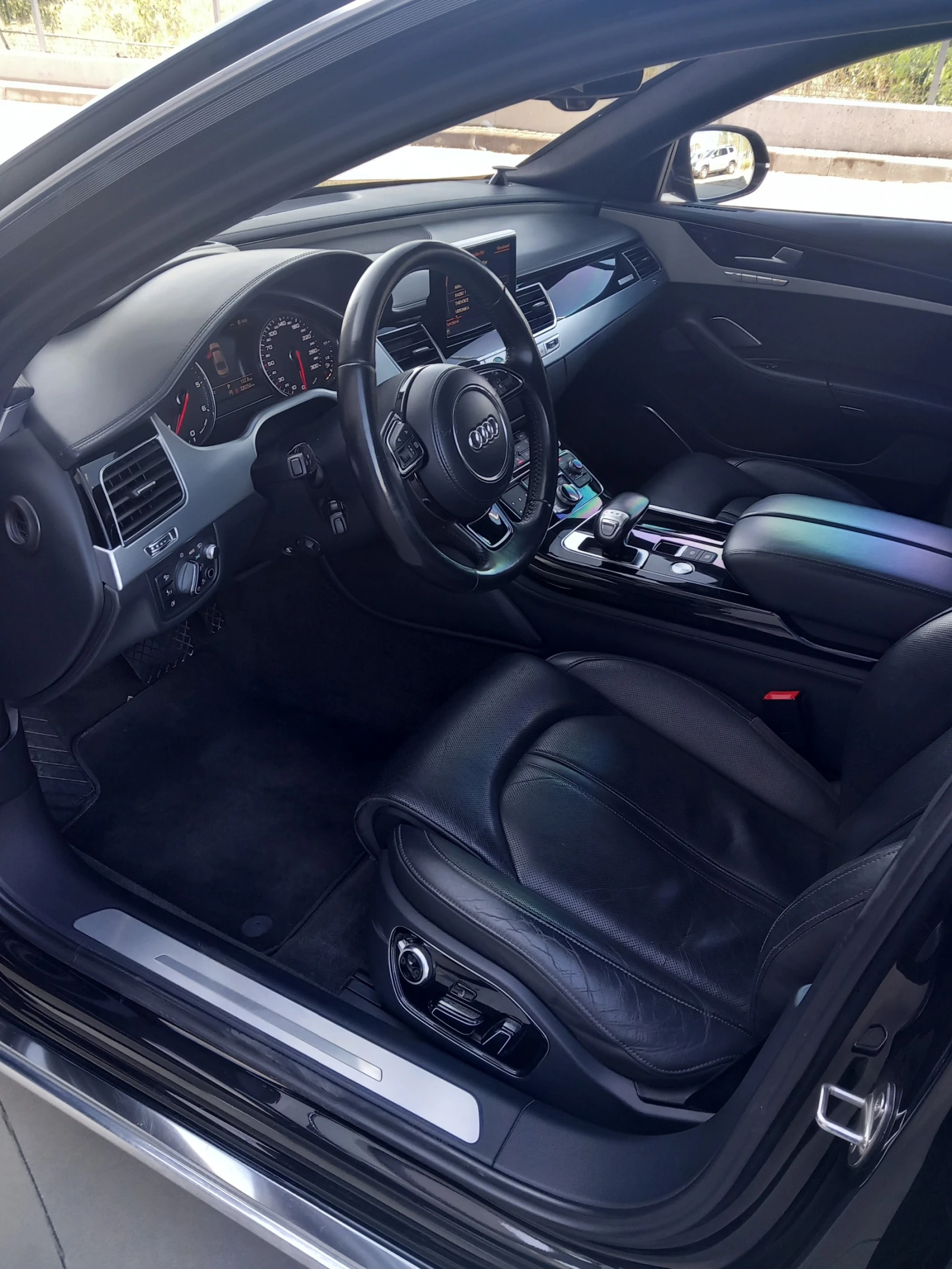 Audi A8  - изображение 6