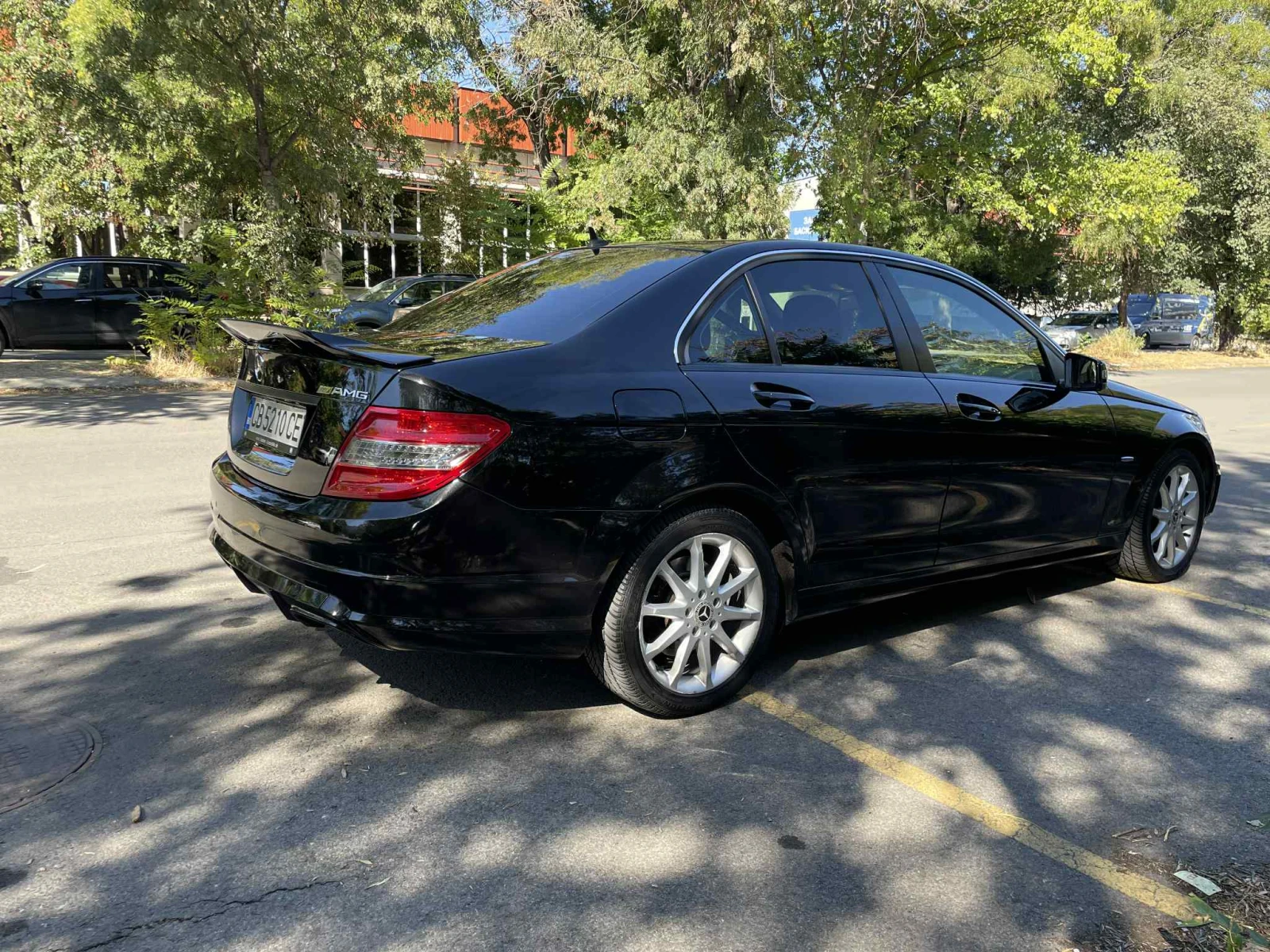 Mercedes-Benz C 220 AMG C63 - изображение 3