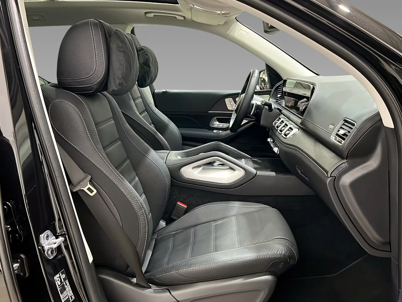 Mercedes-Benz GLS 450 AMG/367HP/7S/MASSAGE/PANO/360/BURM/S.CLOSE/403g - изображение 10