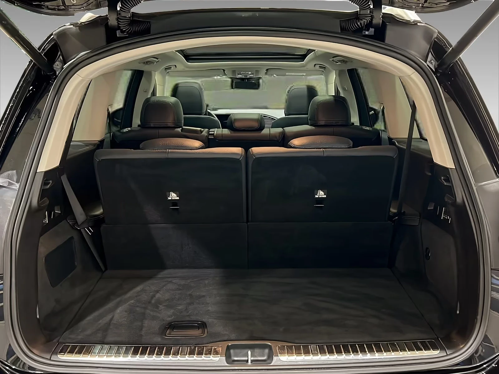 Mercedes-Benz GLS 450 AMG/367HP/7S/MASSAGE/PANO/360/BURM/S.CLOSE/403g | Mobile.bg   14