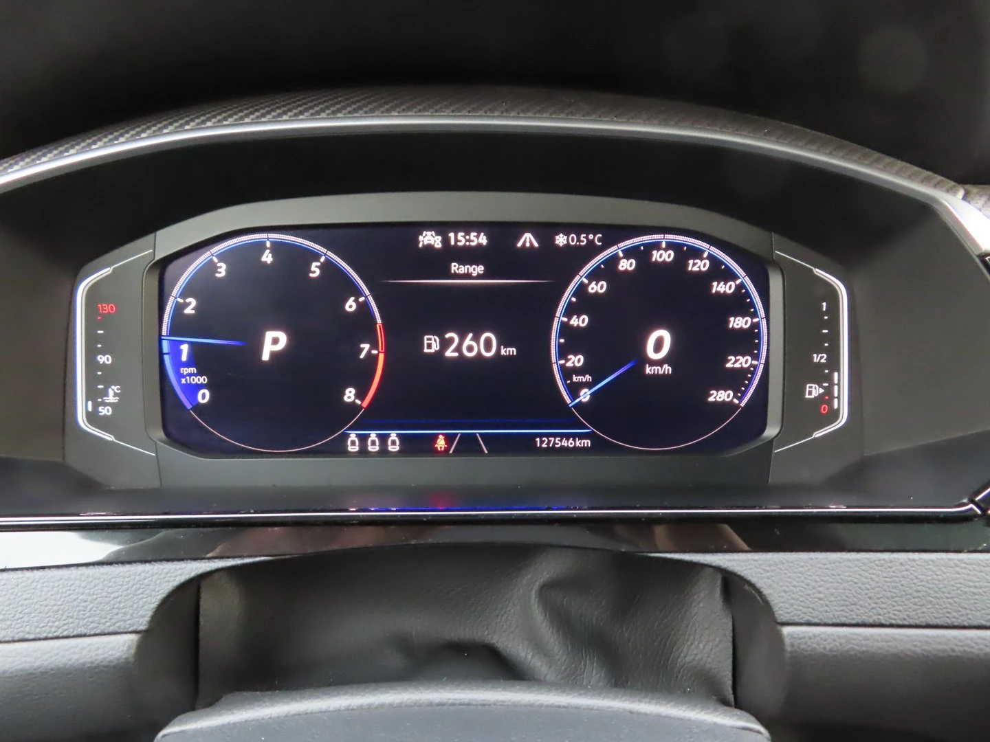 VW Arteon R-Line 2.0 TSI OPF 4MOTION DSG, снимка 13 - Автомобили и джипове - 54520774