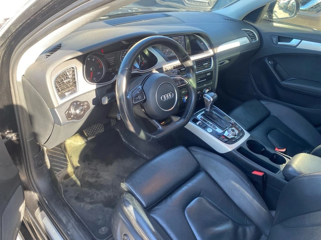 Audi A4 Allroad Progressiv| Sunroof | Heated Seats | Keyless - изображение 5