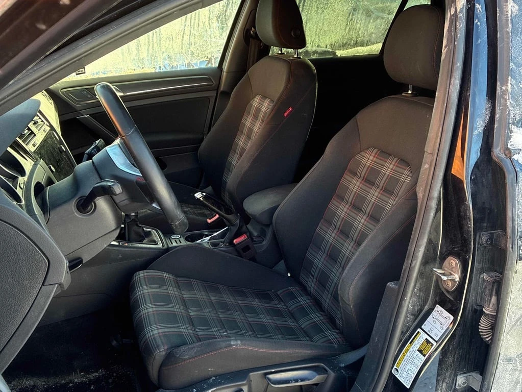 VW Golf * Manual * CARFAX * ЦЕНА ДО БГ - изображение 10