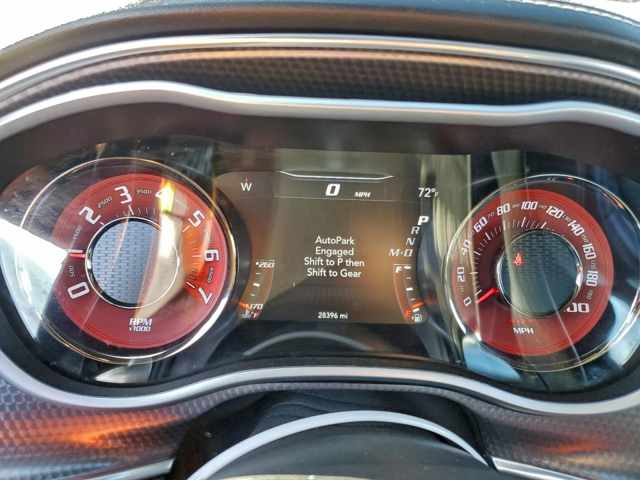 Dodge Challenger SRT HELLCAT - изображение 9