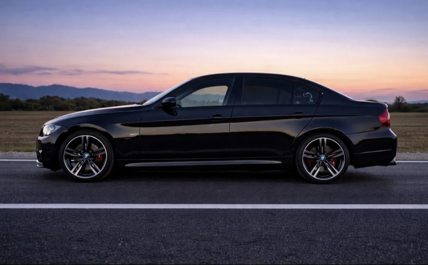 BMW 320  - изображение 2