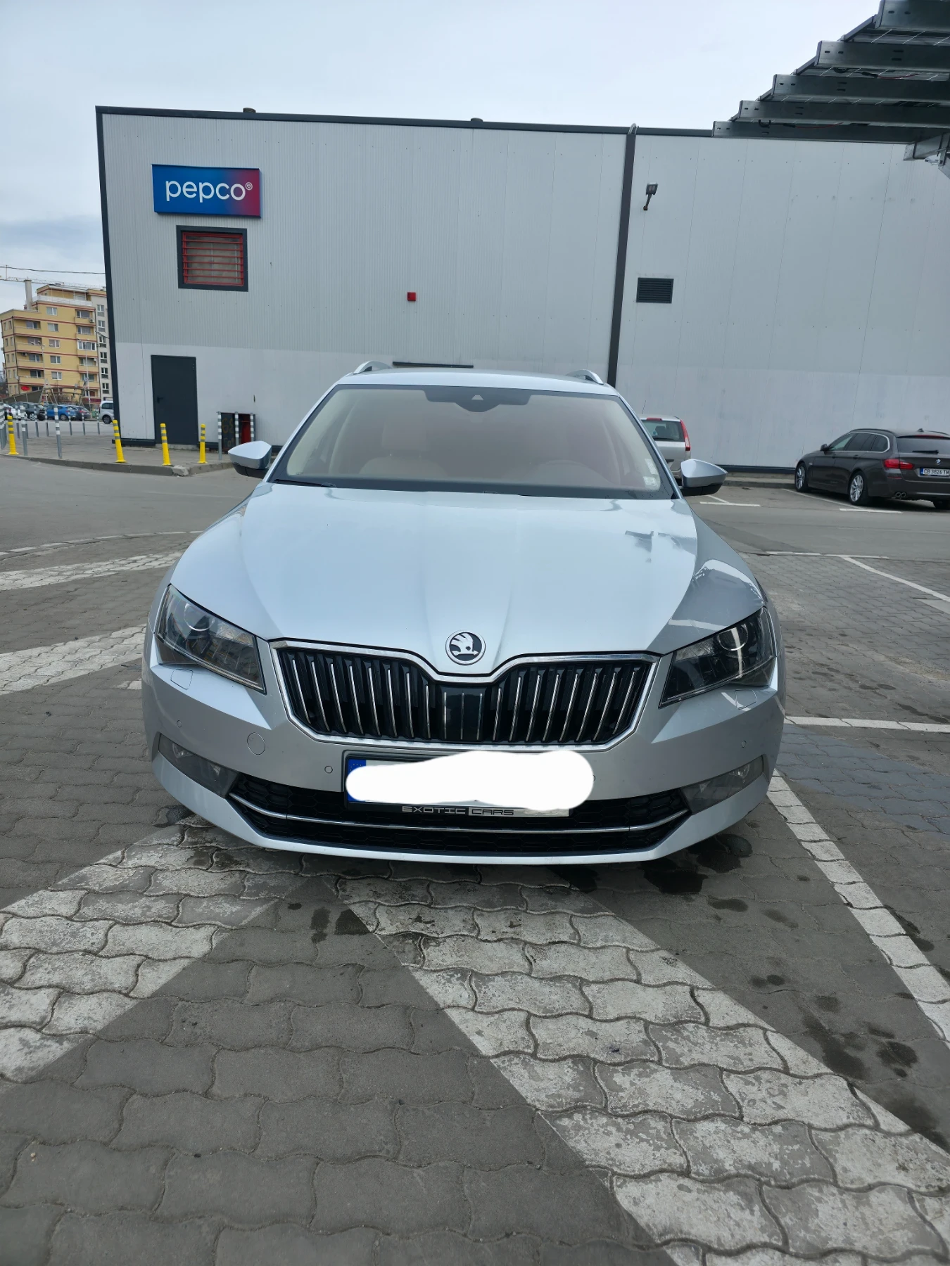 Skoda Superb, снимка 3 - Автомобили и джипове - 53927830